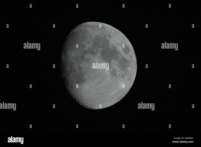 moon-34.jpeg