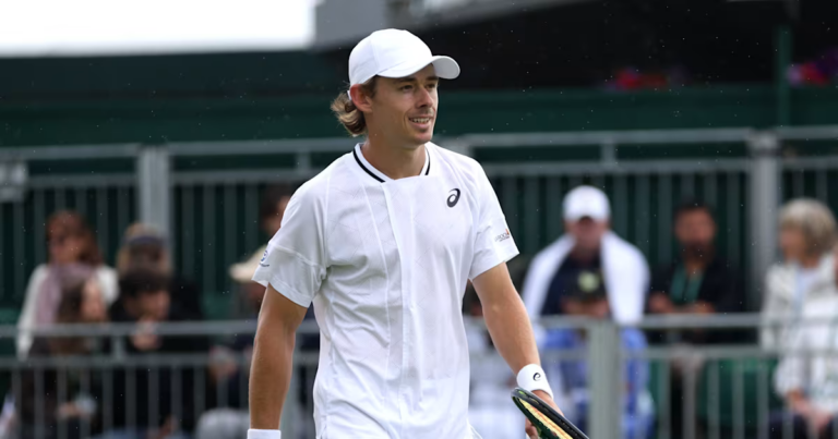 alex-de-minaur-561.png