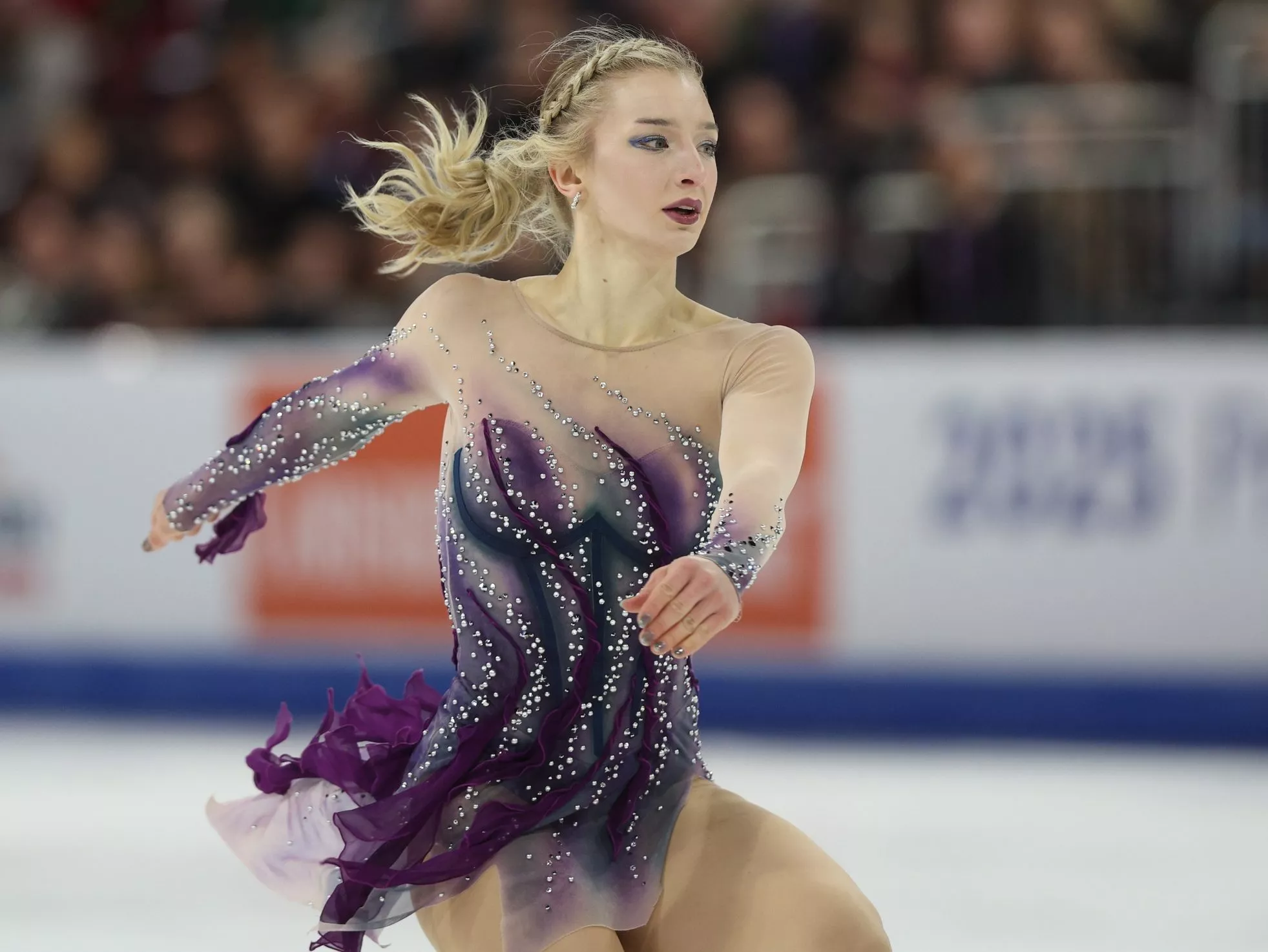 amber-glenn-75.webp