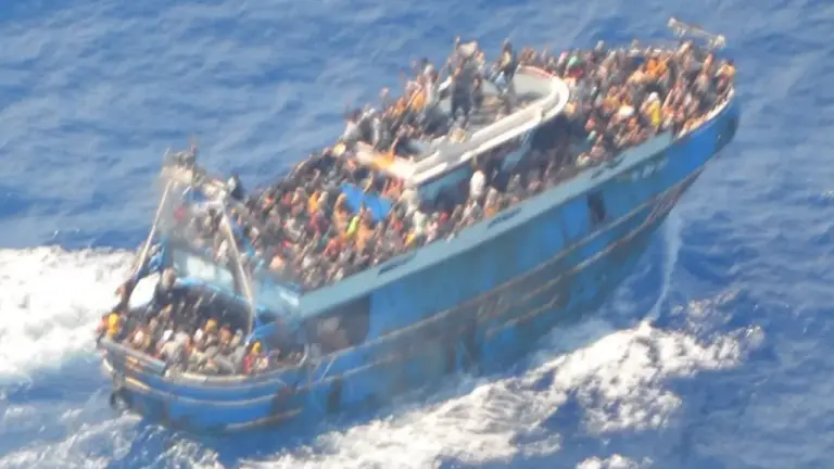 channel-migrant-boat-sinking-inquiry-10.webp
