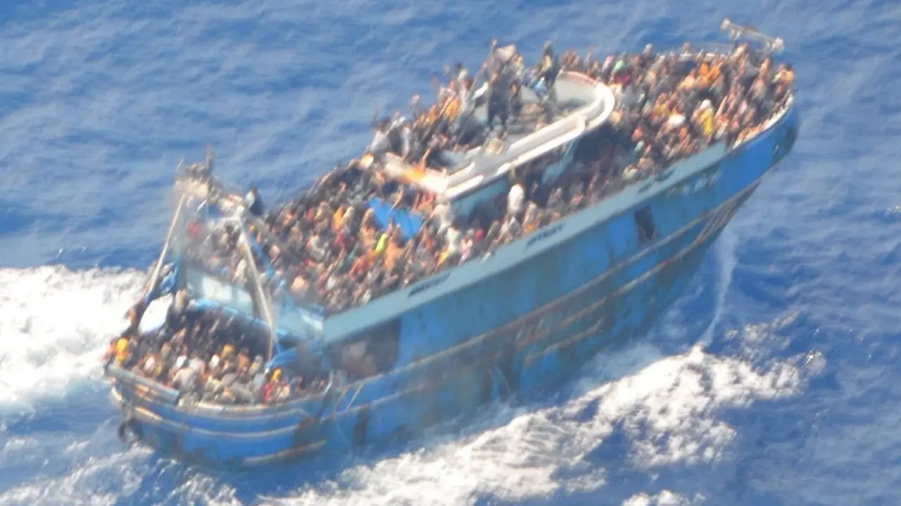 channel-migrant-boat-sinking-inquiry-10.webp