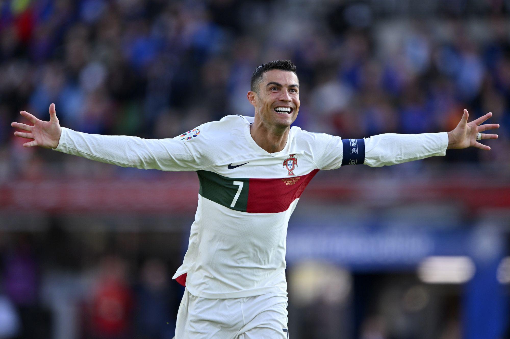 cristiano-ronaldo-295.jpeg