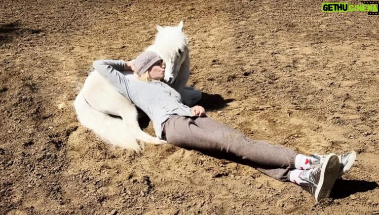 daryl-hannah-644.jpeg