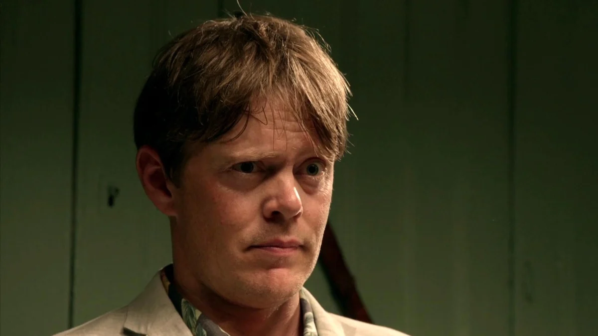 death-in-paradise-210.webp
