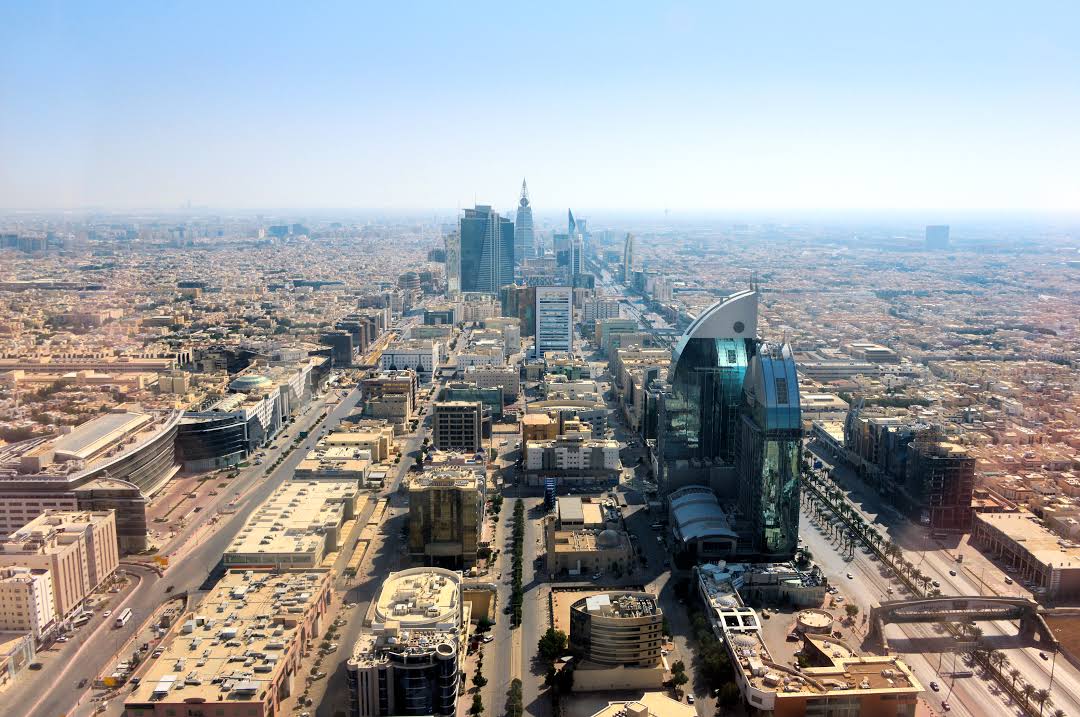 dubai-riyadh-flights-1126.jpeg