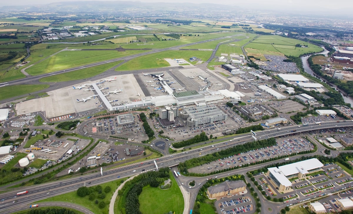 flights-to-glasgow-airport-1126.jpeg