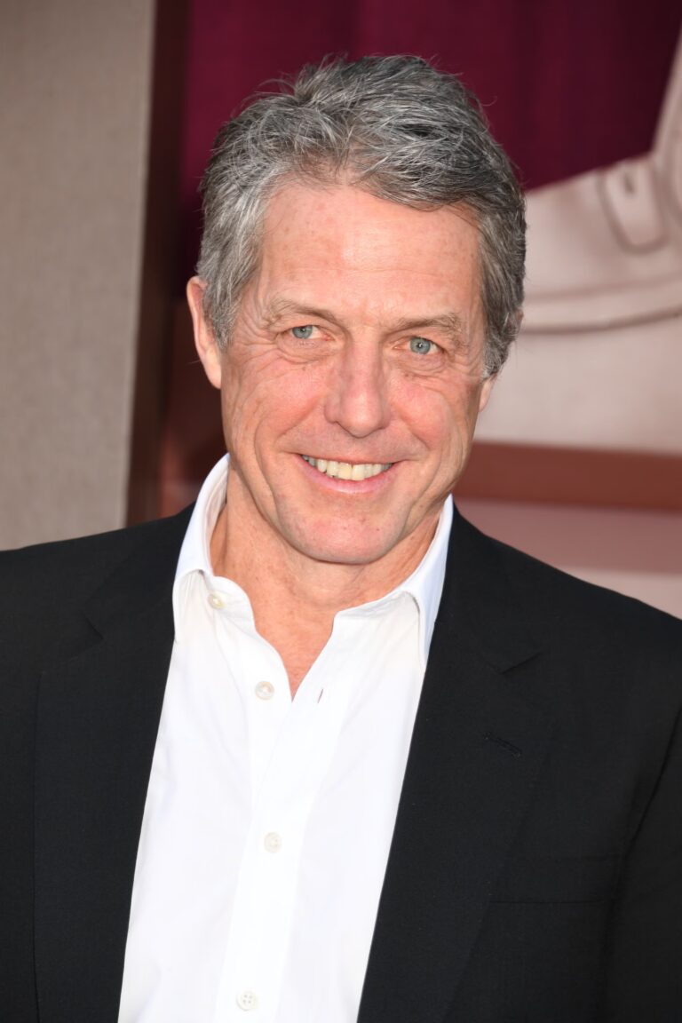 hugh-grant-1047.jpg
