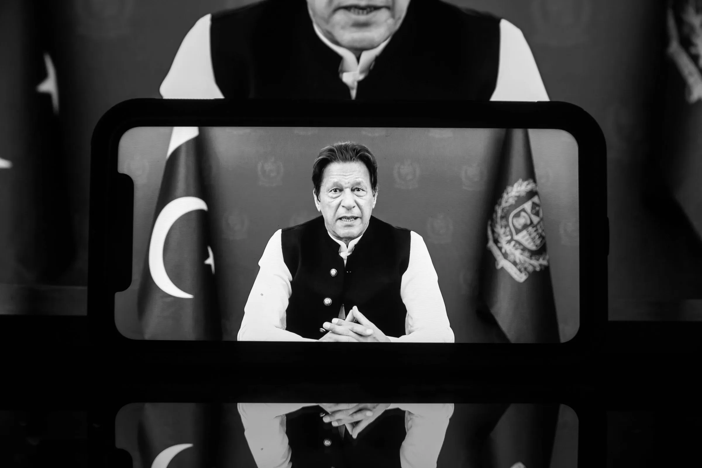 imran-khan-325.webp