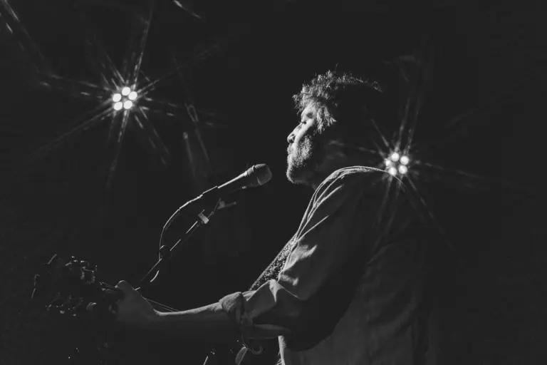 josh-radnor-121.webp