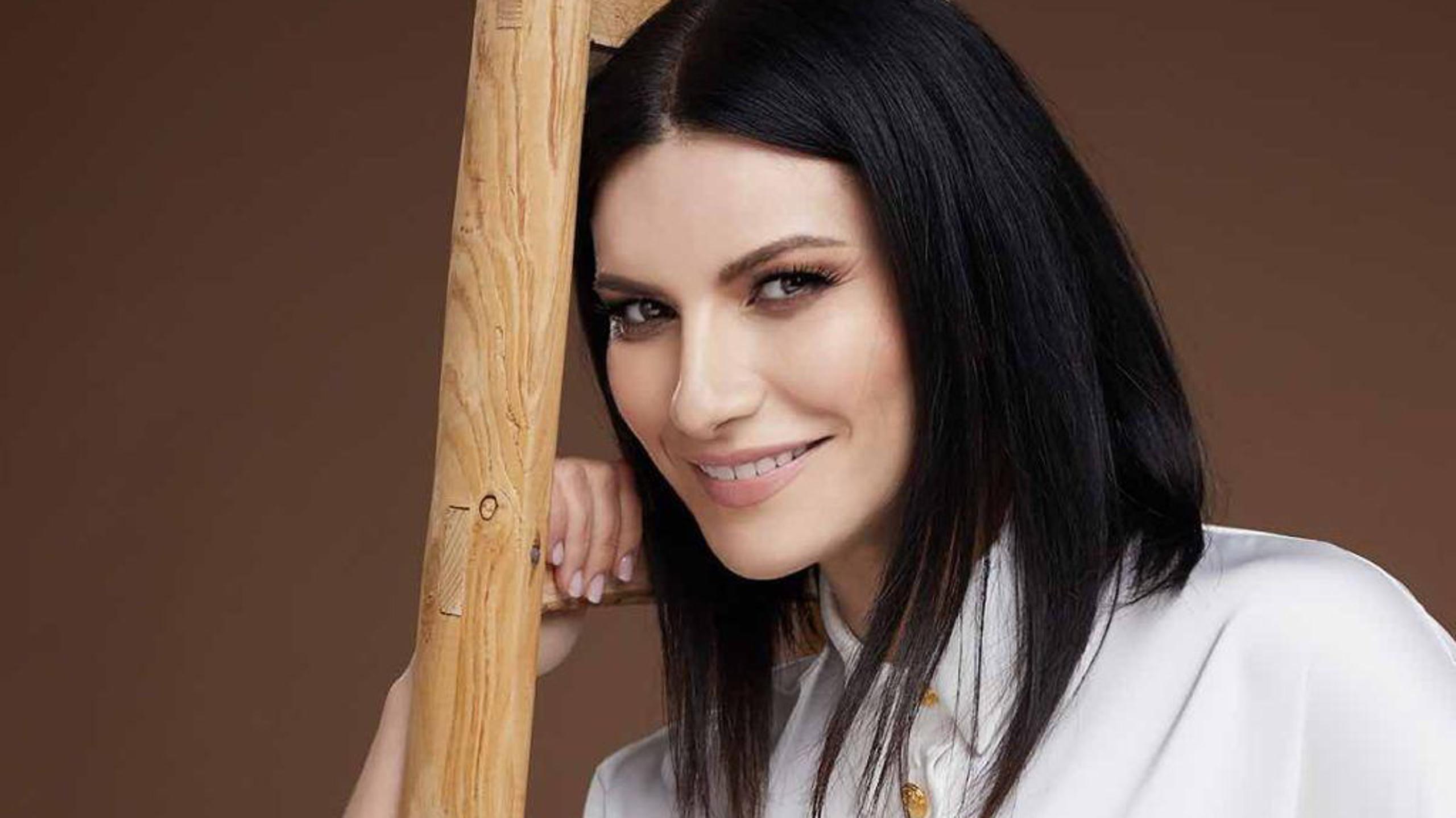laura-pausini-1487.jpeg
