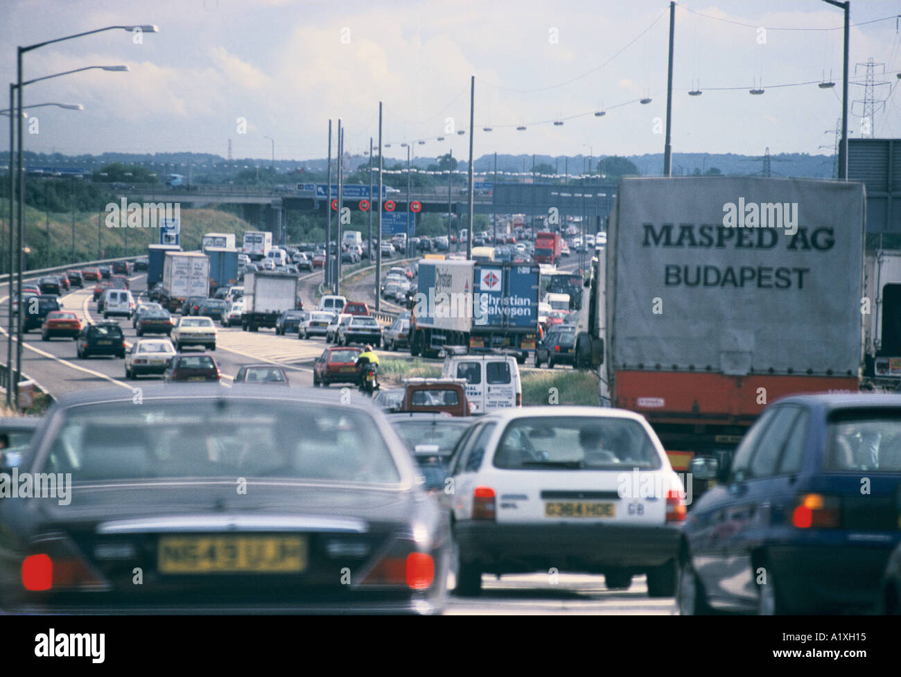 m25-traffic-388.jpeg