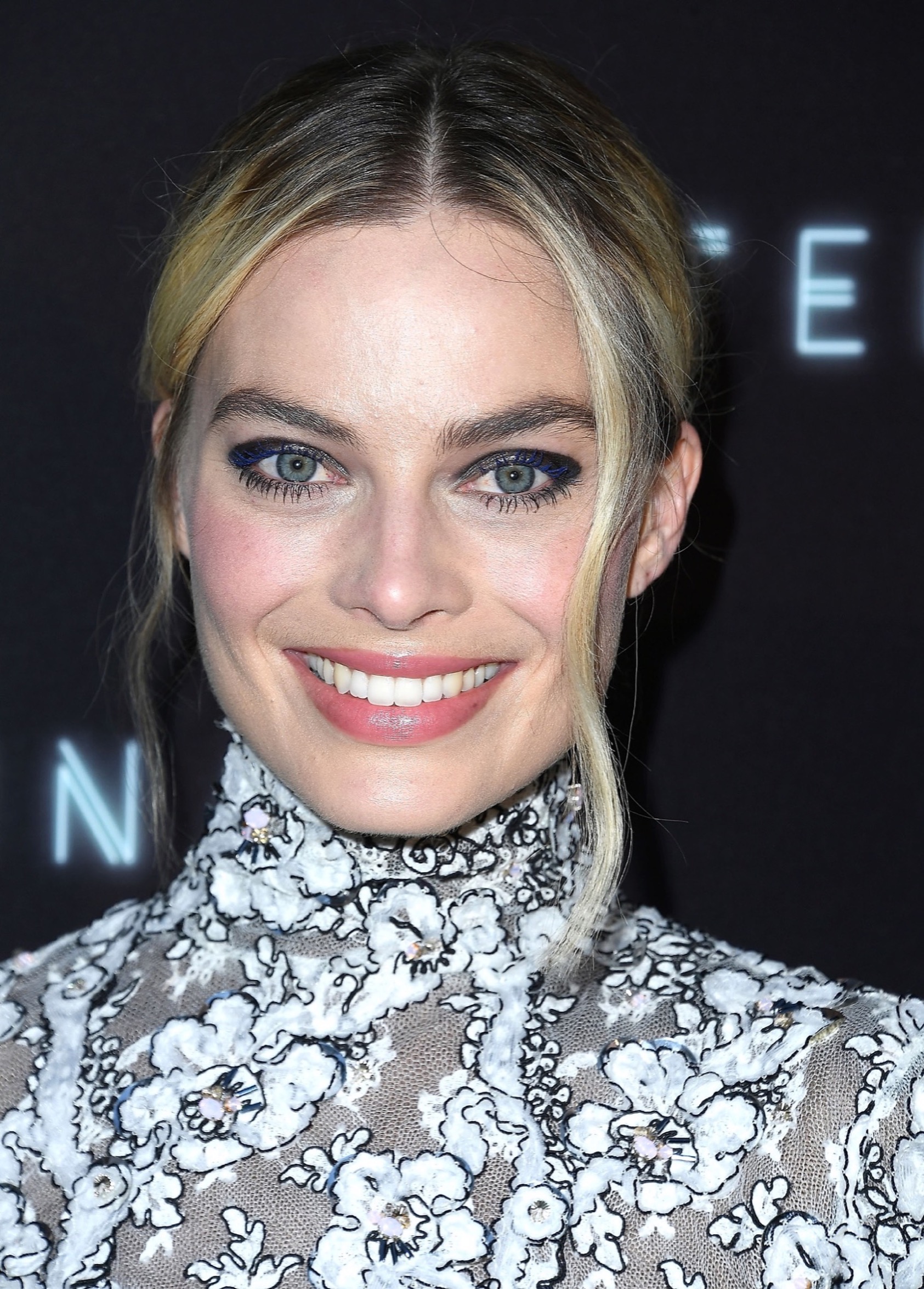 margot-robbie-332.jpeg