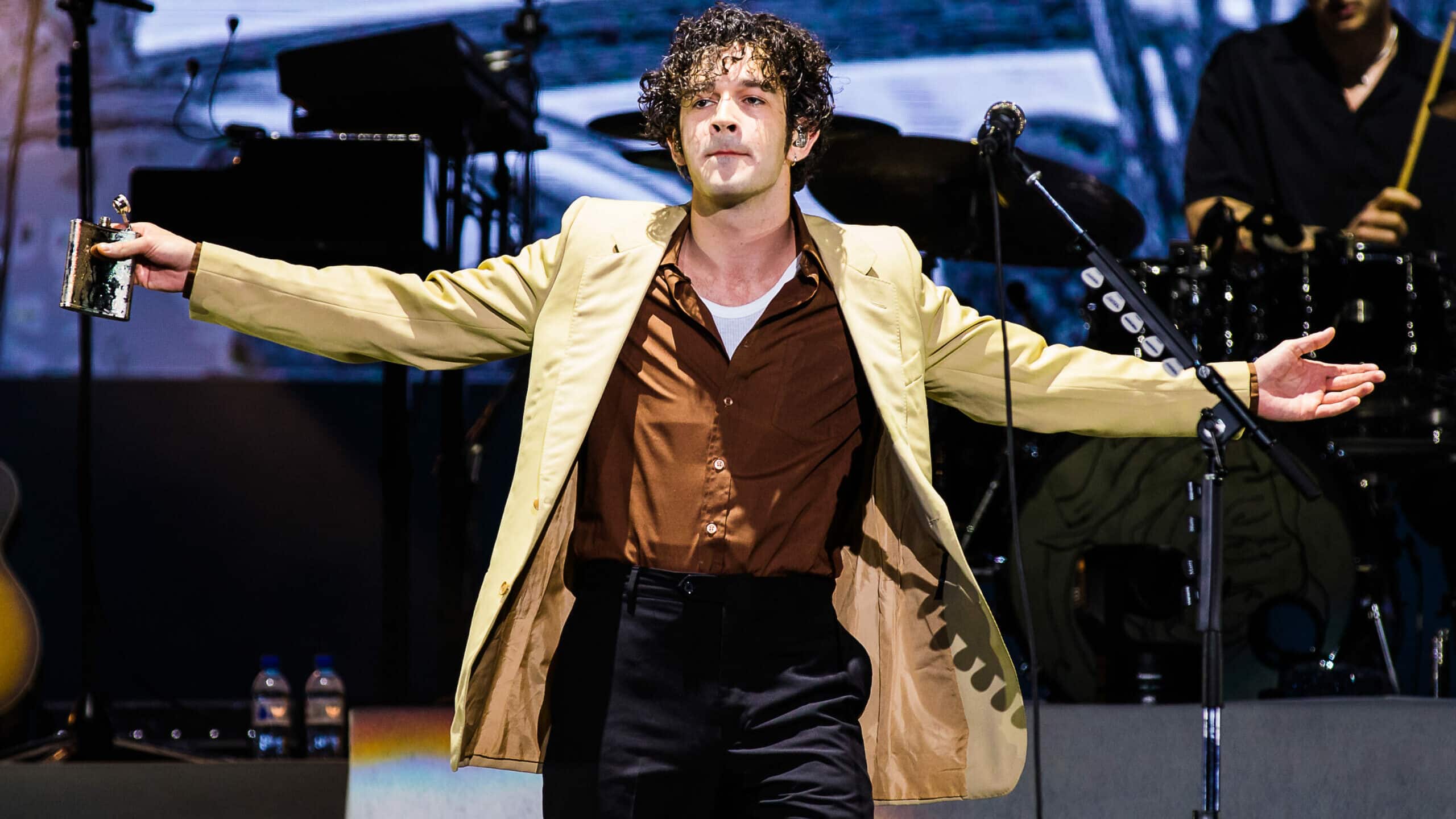matty-healy-200.jpeg