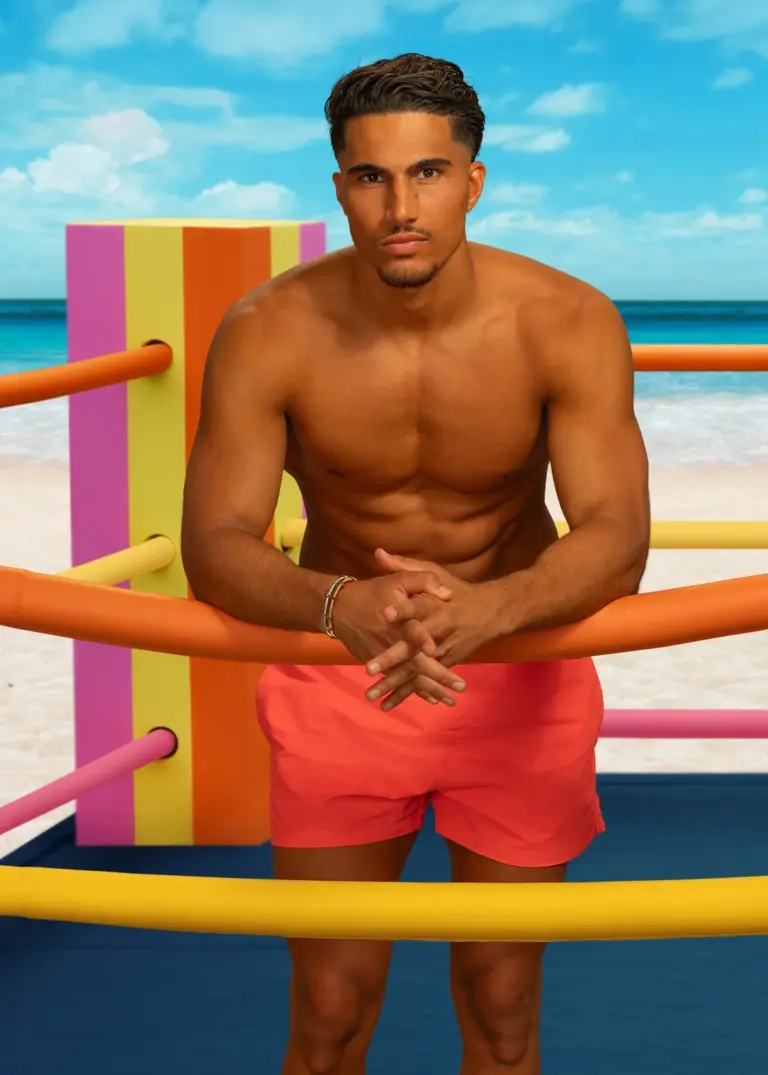 mert-love-island-235.webp