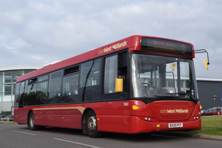 national-express-1390.jpeg