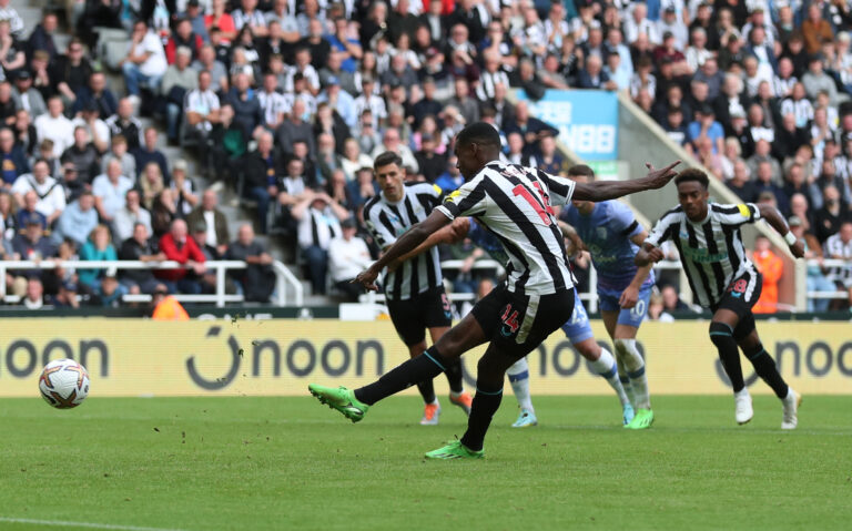 newcastle-vs-portsmouth-176.jpeg