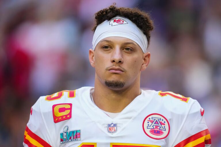 patrick-mahomes-819.jpg