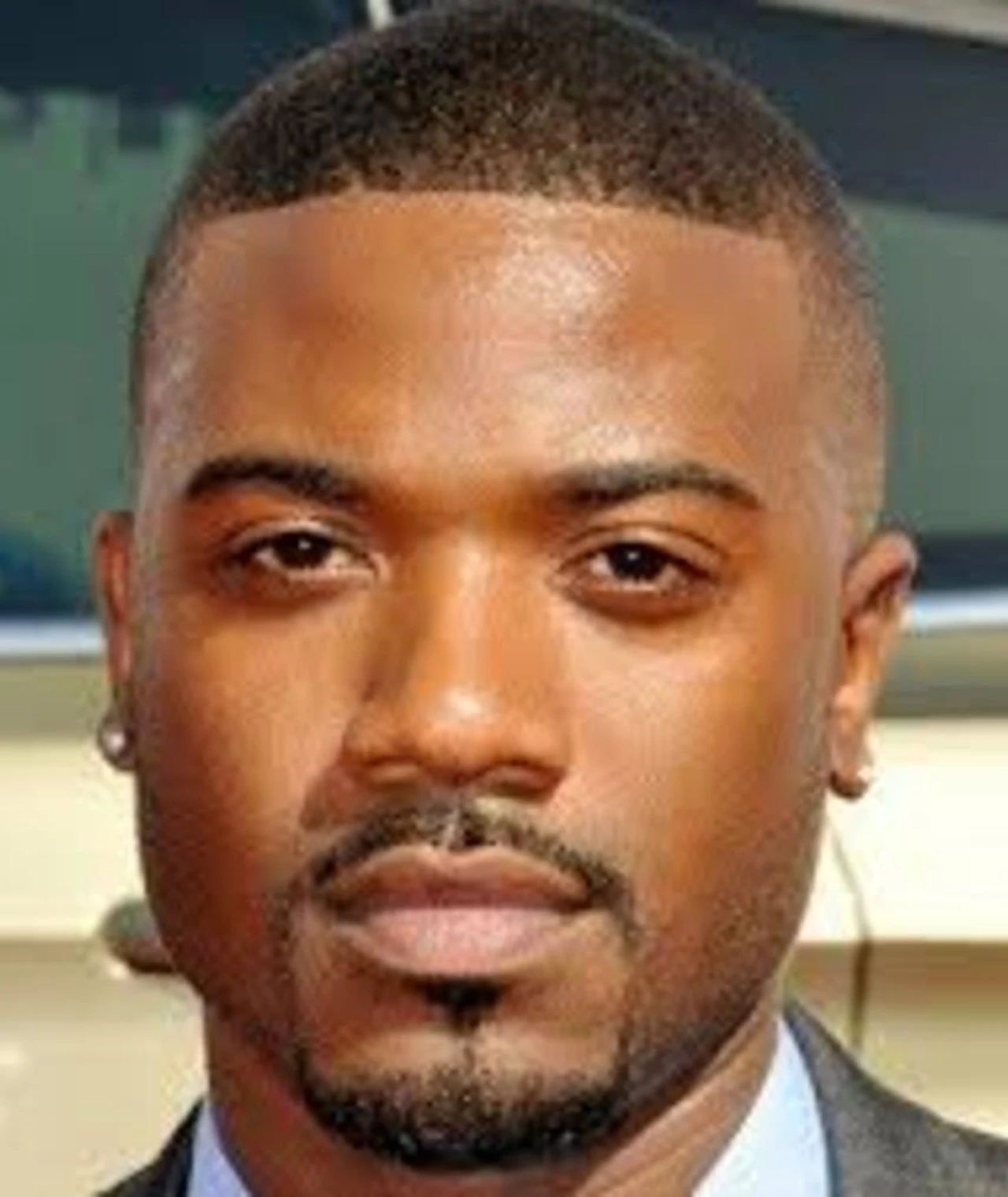 ray-j-261.webp