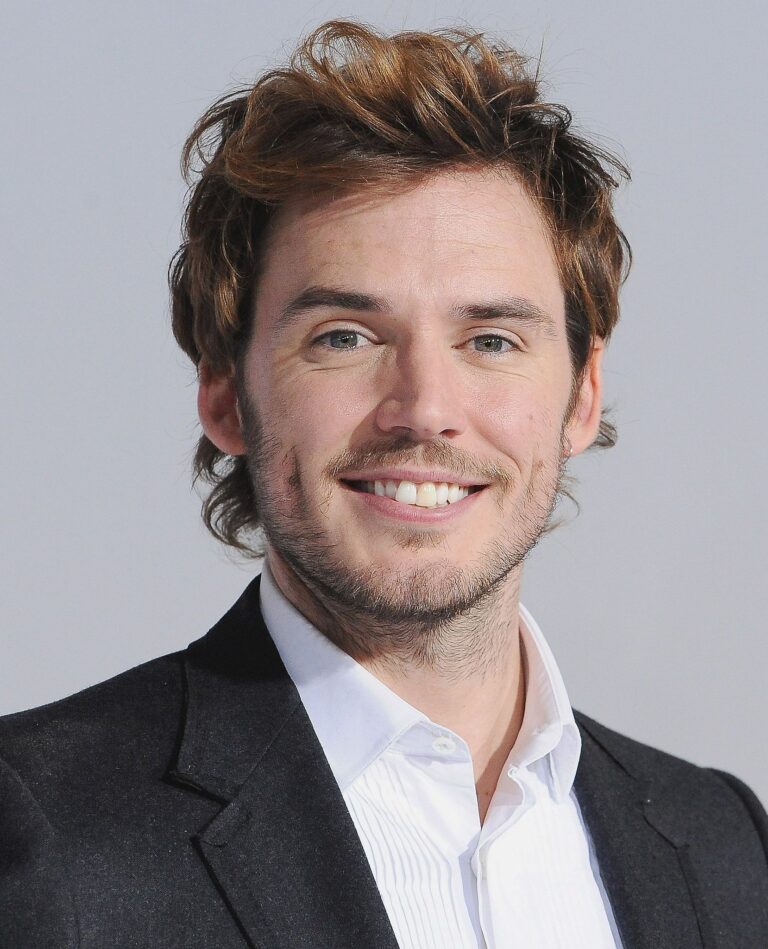 sam-claflin-38.jpeg