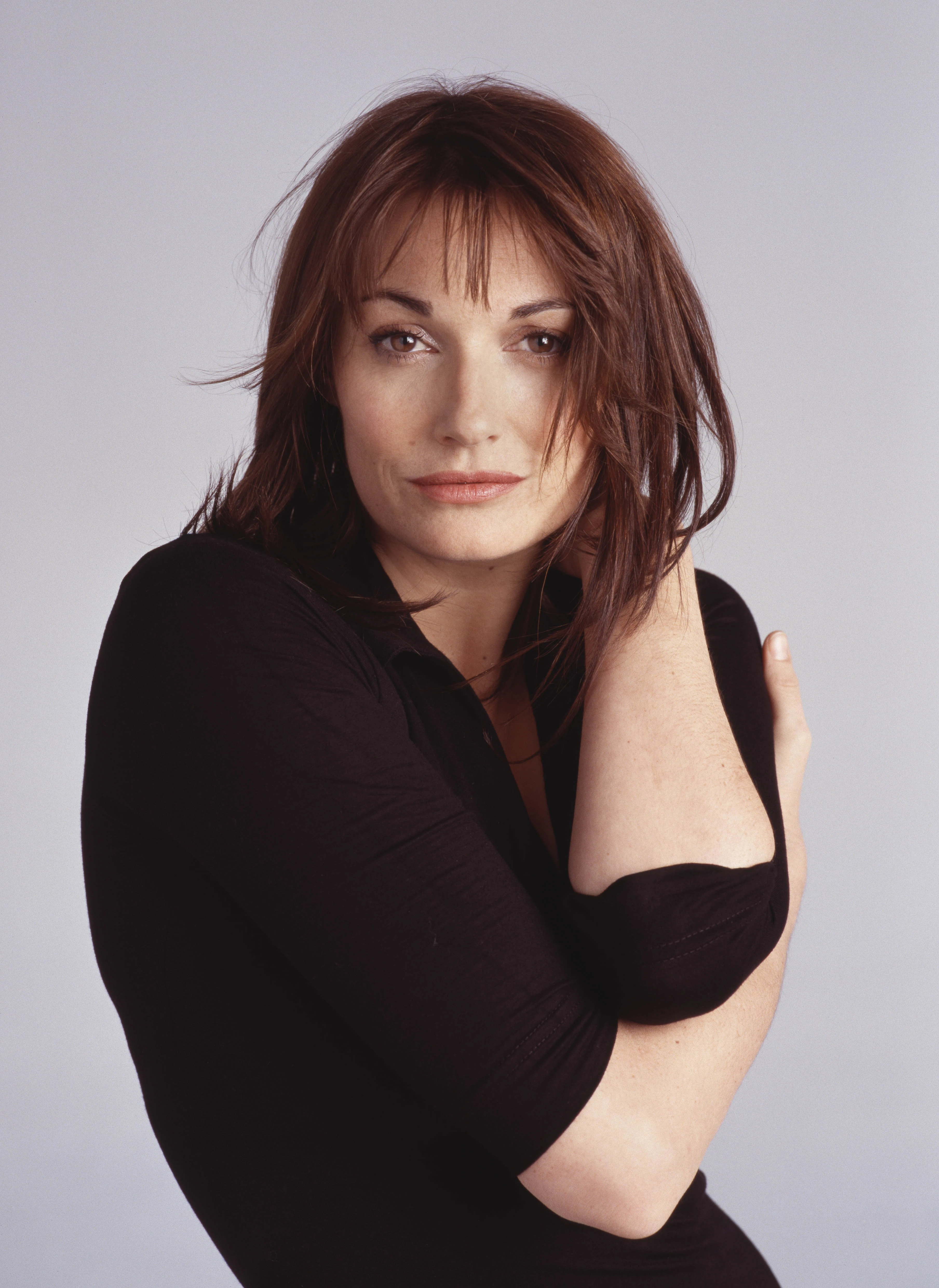 sarah-parish-326.webp