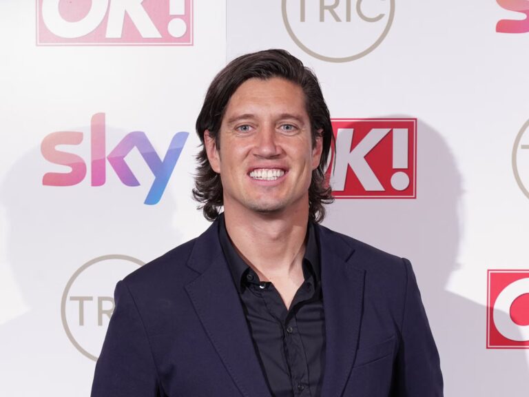 vernon-kay-856.jpg