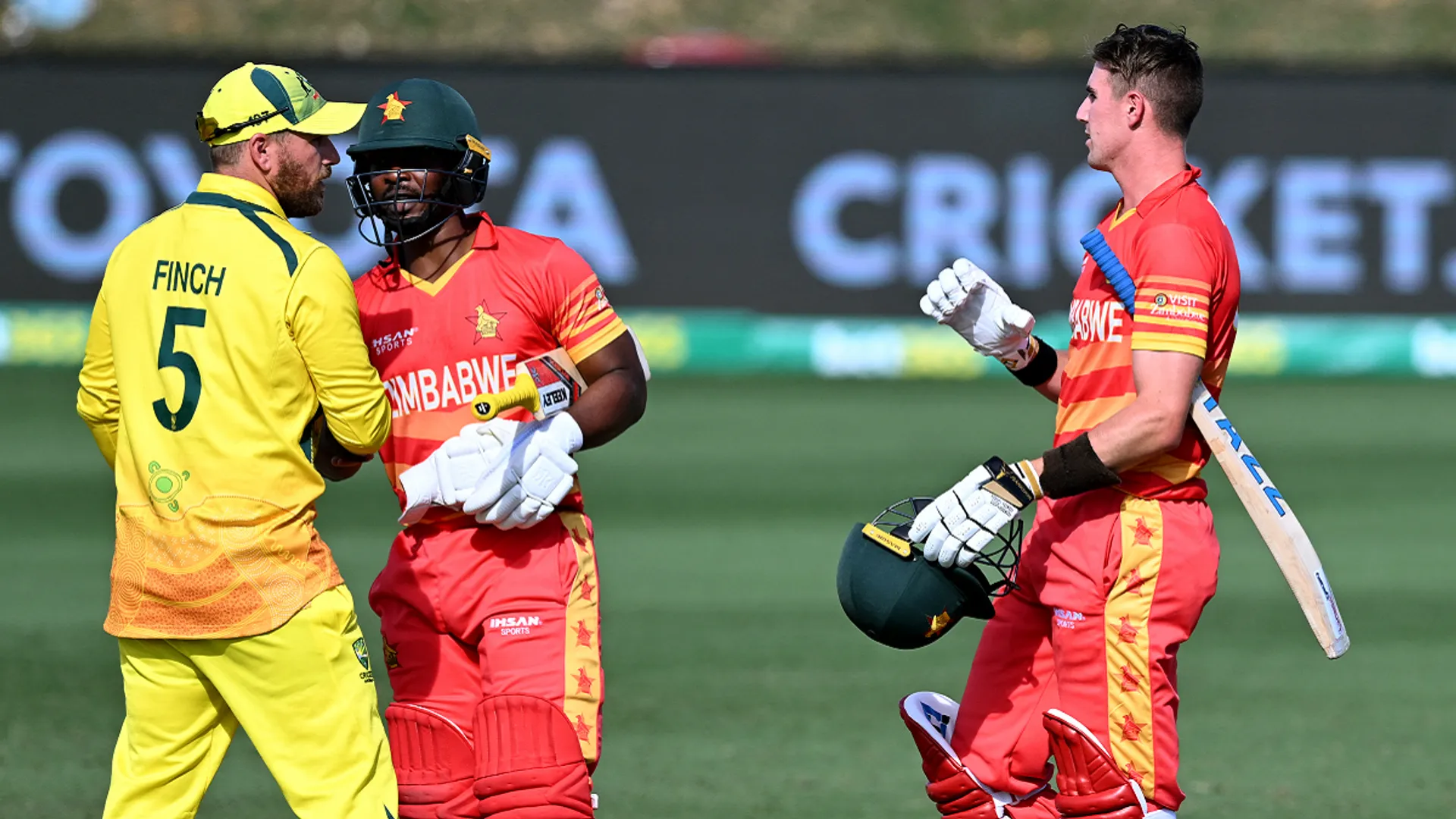 zimbabwe-vs-australia-8.webp