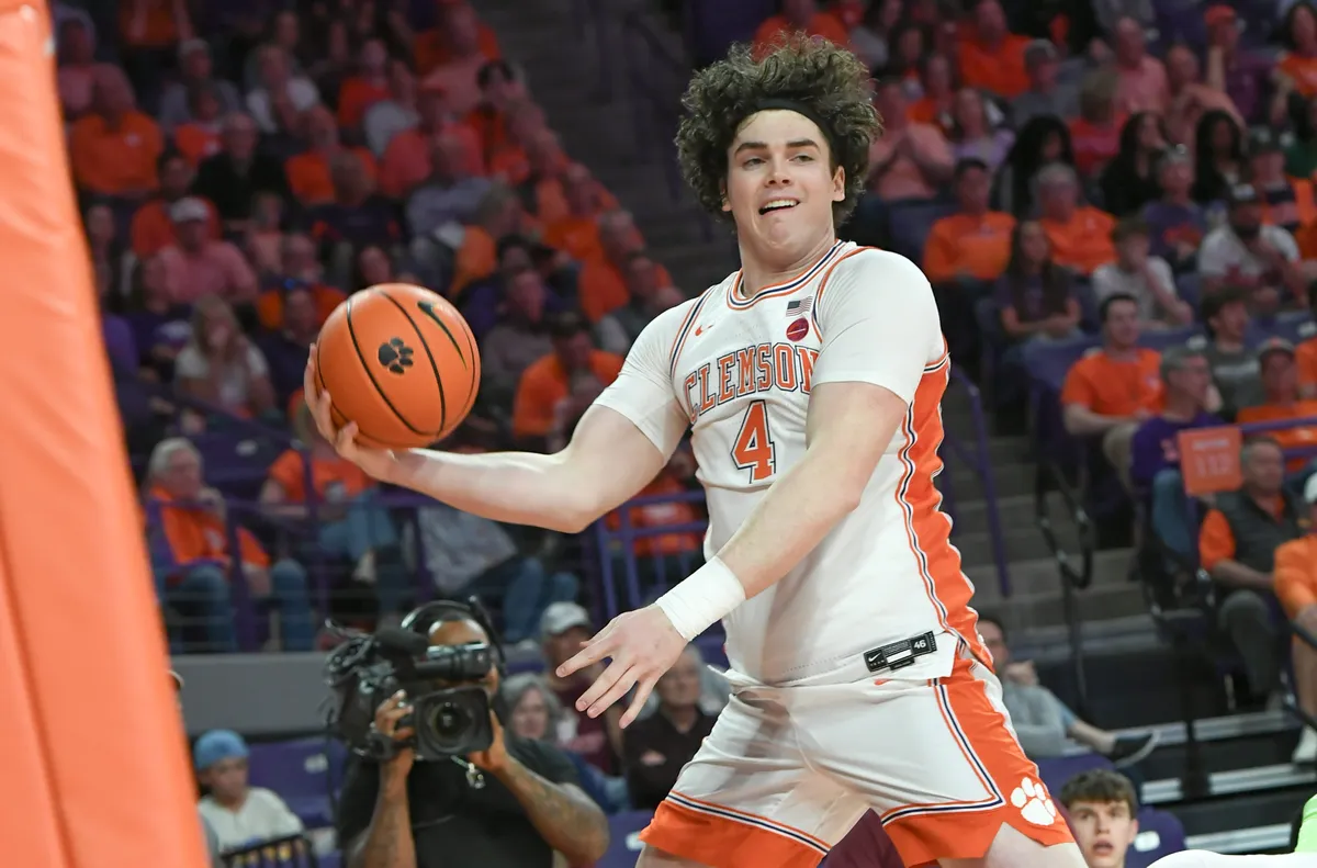 clemson basketball — US news