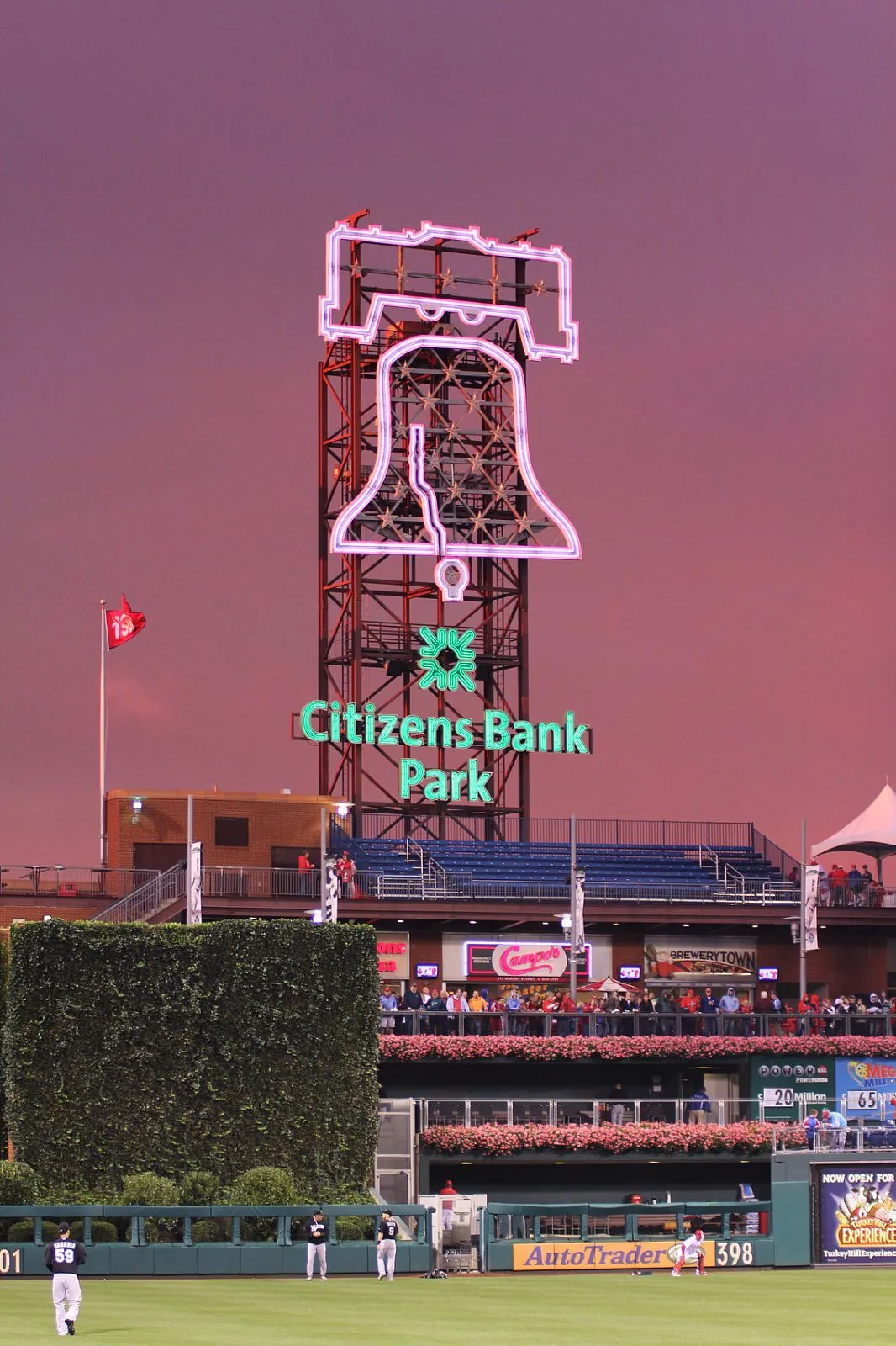 phillies game — US news
