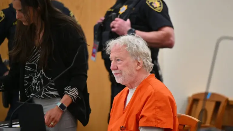 timothy busfield — US news