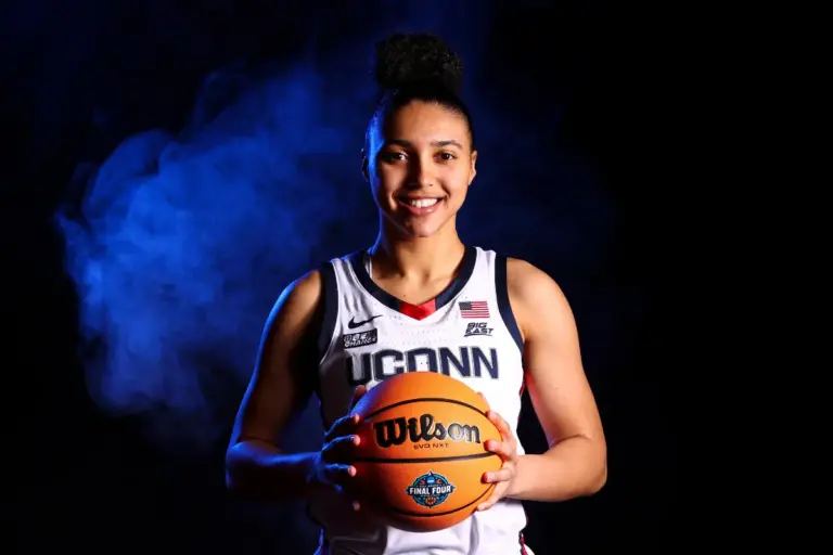 azzi fudd — US news