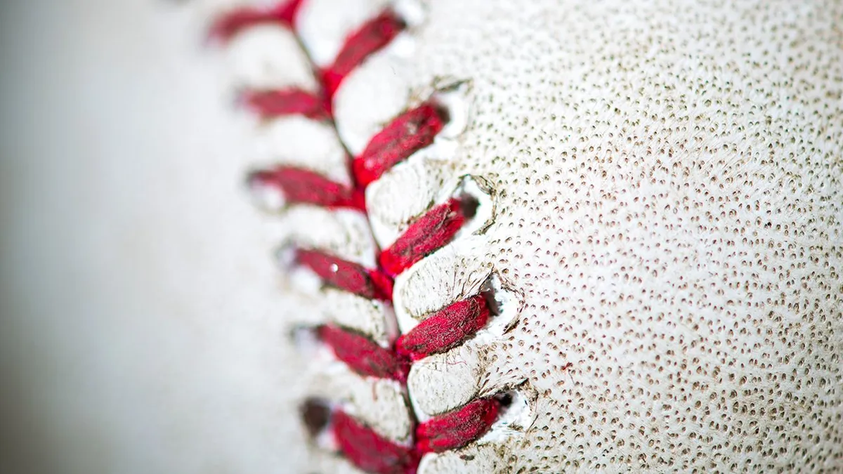 brewers vs royals — US news