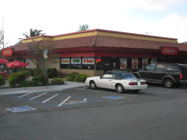 carl's jr. — US news