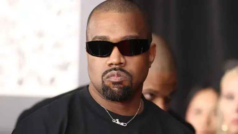 kanye west wireless festival headliner — US news