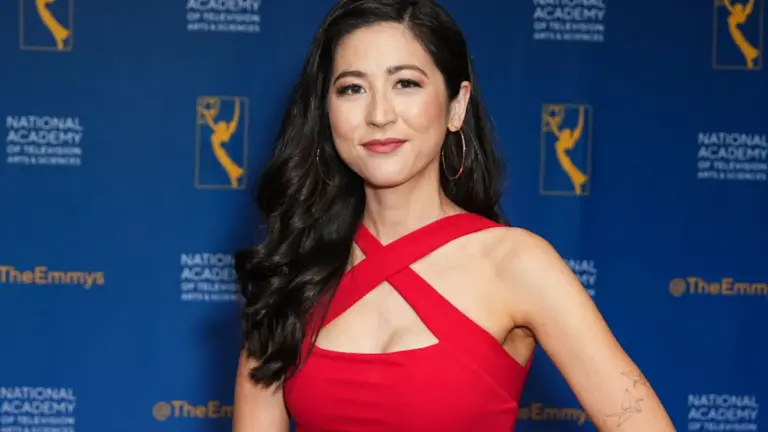 mina kimes — US news